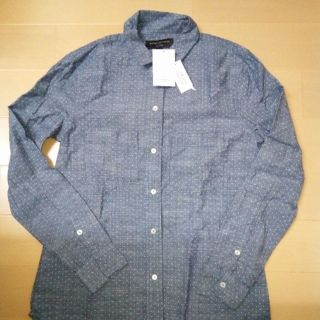 バナナリパブリック(Banana Republic)の【新品】バナナパブリック　シャツ(Tシャツ(長袖/七分))