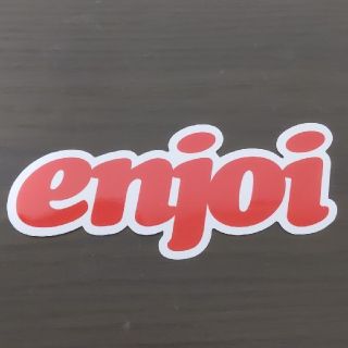 エンジョイ(enjoi)の(縦5.8cm横13.4cm) enjoy ステッカー(スケートボード)