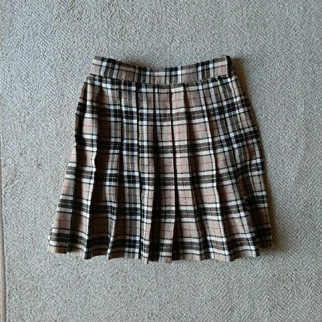 バーバリー風チェック　プリーツスカート 120 キッズ/ベビー/マタニティのキッズ服女の子用(90cm~)(スカート)の商品写真