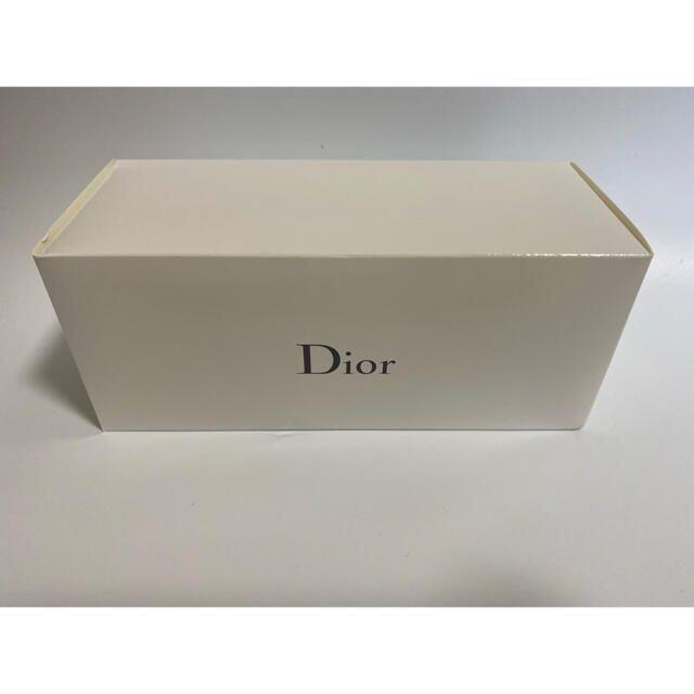 Christian Dior(クリスチャンディオール)のクリスチャンディオール カプチュールトータル スキンケア セット ホワイト コスメ/美容のキット/セット(サンプル/トライアルキット)の商品写真