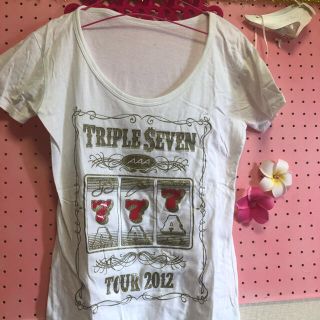 トリプルエー(AAA)のAAAツアーTシャツ(ミュージシャン)