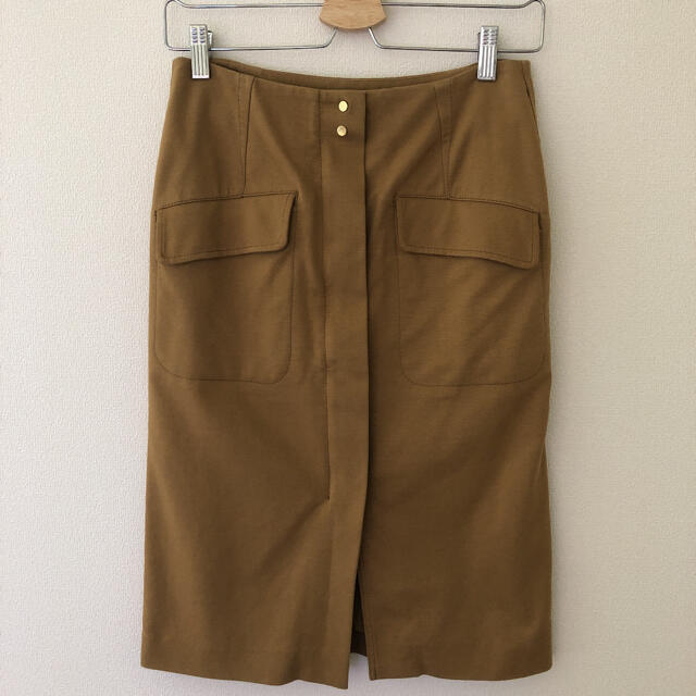 TOMORROWLAND(トゥモローランド)のトゥモローランド　タイトスカート　36 レディースのスカート(ひざ丈スカート)の商品写真