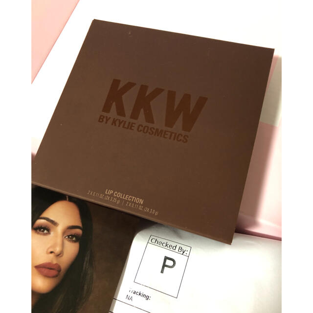 Kylie Cosmetics(カイリーコスメティックス)のすみっこ様専用KYLIE COSMETICS KKW X LIP コスメ/美容のベースメイク/化粧品(リップグロス)の商品写真