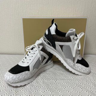 マイケルコース(Michael Kors)のMichael Kors ロゴ スニーカー　マイケルコース(スニーカー)