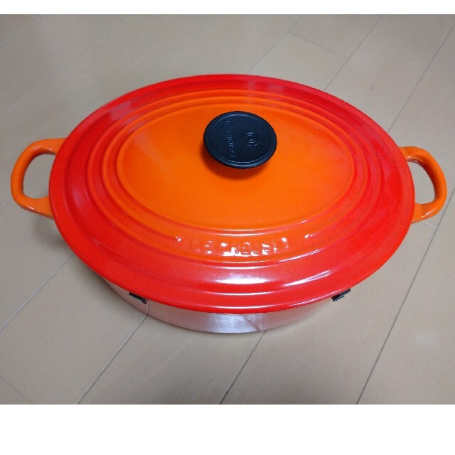 LE CREUSET(ルクルーゼ)のLe Creuset  29cm  Oval oven インテリア/住まい/日用品のキッチン/食器(鍋/フライパン)の商品写真