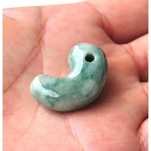 ☆超激レア!!☆完全別格品!!☆糸魚川翡翠☆超極上マーブル模様☆勾玉SA