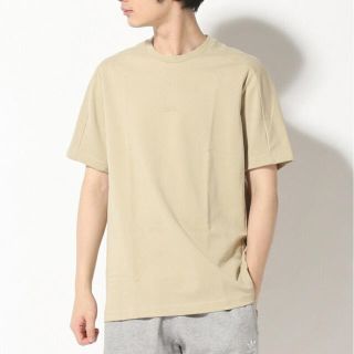 アディダス(adidas)の【新品未使用】Tシャツ　ベージュ(Tシャツ/カットソー(半袖/袖なし))