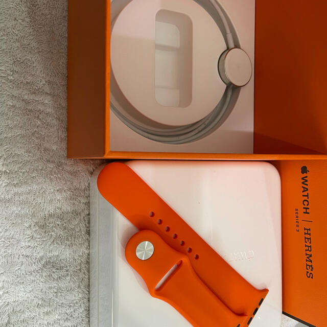 Hermes(エルメス)のApple Watch HERMES series 3 42mm メンズの時計(腕時計(デジタル))の商品写真