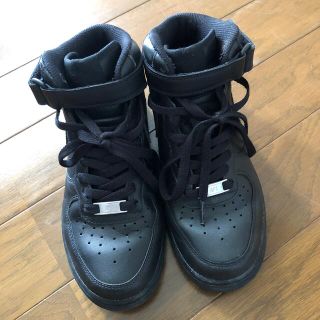 ナイキ(NIKE)のNIKE AIR FORCE MID BLACK ナイキ　エアフォース　黒(スニーカー)