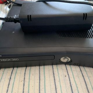 エックスボックス(Xbox)のxbox360(家庭用ゲーム機本体)