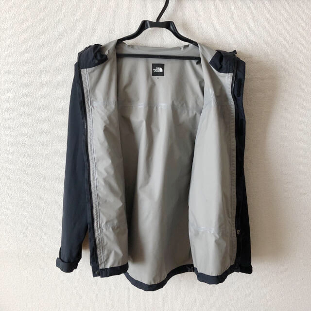 THE NORTH FACE(ザノースフェイス)のTHE NORTH FACEノースフェイス/DOT SHOT JACKET M メンズのジャケット/アウター(マウンテンパーカー)の商品写真