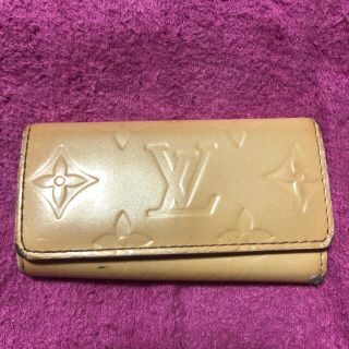 ルイヴィトン(LOUIS VUITTON)の❤︎ルイ　ヴィトン❤︎ヴィトン キーケス　ヴィトン ヴェルニ キーケス(キーケース)