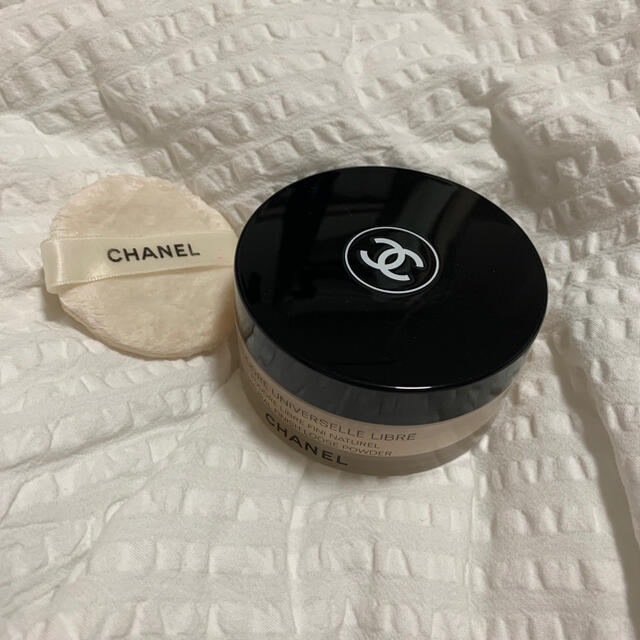 CHANEL(シャネル)のCHANEL フェイスパウダー パフ付き コスメ/美容のベースメイク/化粧品(フェイスパウダー)の商品写真