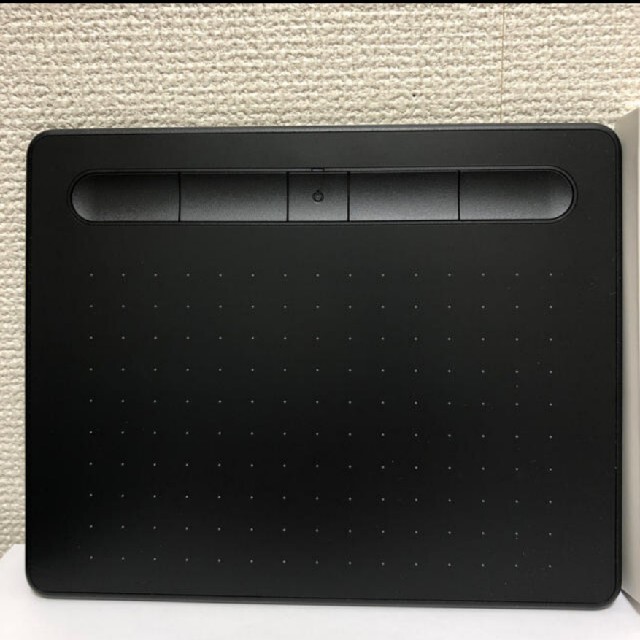 Wacom(ワコム)のWacom Intuos ブラック CTL-4100WＬ/K0-DX スマホ/家電/カメラのPC/タブレット(その他)の商品写真