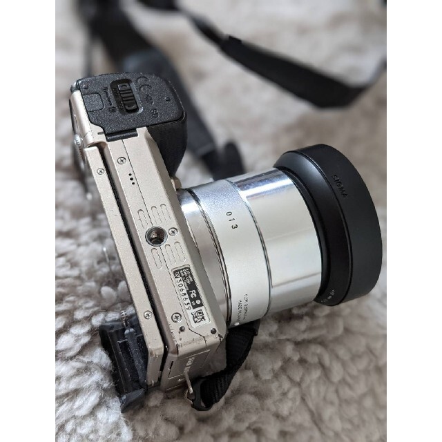 SONY α5000 ミラーレスSIGMA 単焦点レンズセット 3