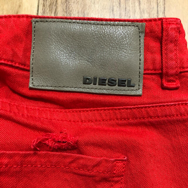 DIESEL(ディーゼル)の★DIESEL★ダメージパンツ レディースのパンツ(デニム/ジーンズ)の商品写真