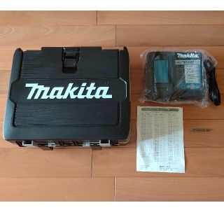 マキタ(Makita)の【Makita】インパクトドライバ ケース 充電器(工具/メンテナンス)