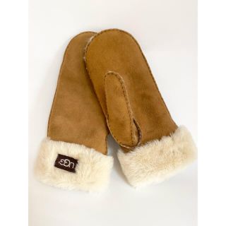 アグ(UGG)の【sxxi@多忙 &遅延様　専用】UGG 　ムートン　手袋　ミトン　(手袋)