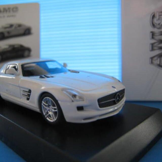 メルセデス　SLS　AMG（白）　サークルKサンクス第50弾 エンタメ/ホビーのおもちゃ/ぬいぐるみ(ミニカー)の商品写真