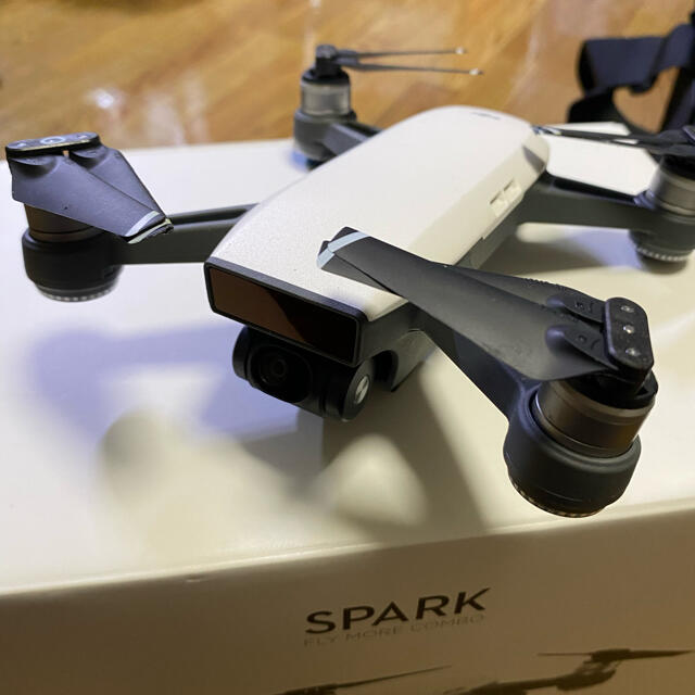 Dji spark  ドローン