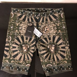 ドルチェアンドガッバーナ(DOLCE&GABBANA)のDOLCE and GABBANA ハーフパンツ新品❗️(ショートパンツ)