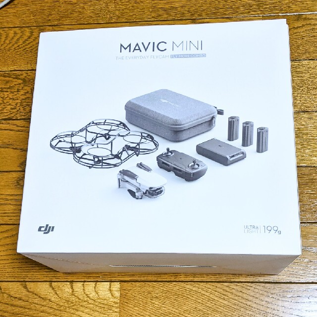 値下げ中DJI MAVIC mini FLY MORE COMBO　ドローン