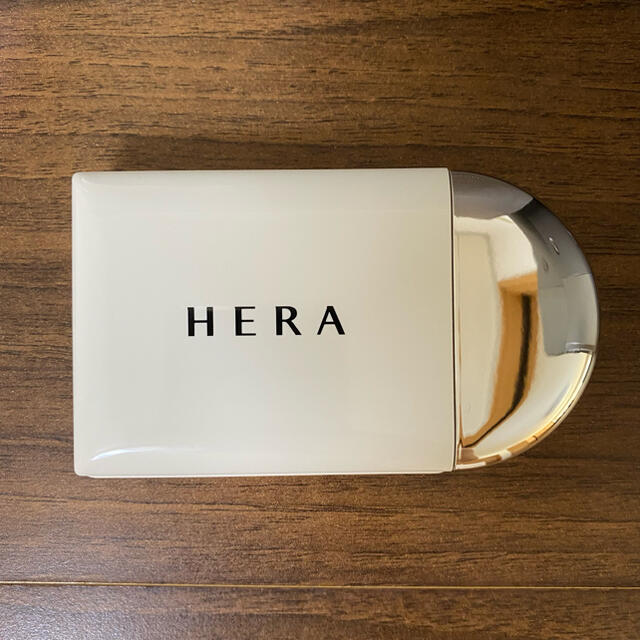 HERA ヘラ　エアリーブラープライミングパウダー コスメ/美容のベースメイク/化粧品(化粧下地)の商品写真