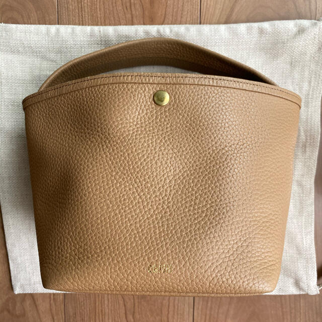 chiiiibag チーバッグ レザーバスケット　キャメル