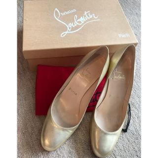 クリスチャンルブタン(Christian Louboutin)のクリスチャンルブタン　ゴールド　パンプス(ハイヒール/パンプス)