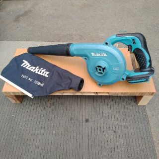 マキタ(Makita)のただちゃん専用　マキタ　ブロワ　18V (工具/メンテナンス)