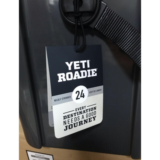 JM様専用　yeti  coolers ROADIE24　バスケット・保冷剤付き スポーツ/アウトドアのアウトドア(その他)の商品写真