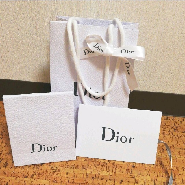 Dior(ディオール)のDior　ショッパー　紙袋　封筒　３点セット レディースのバッグ(ショップ袋)の商品写真