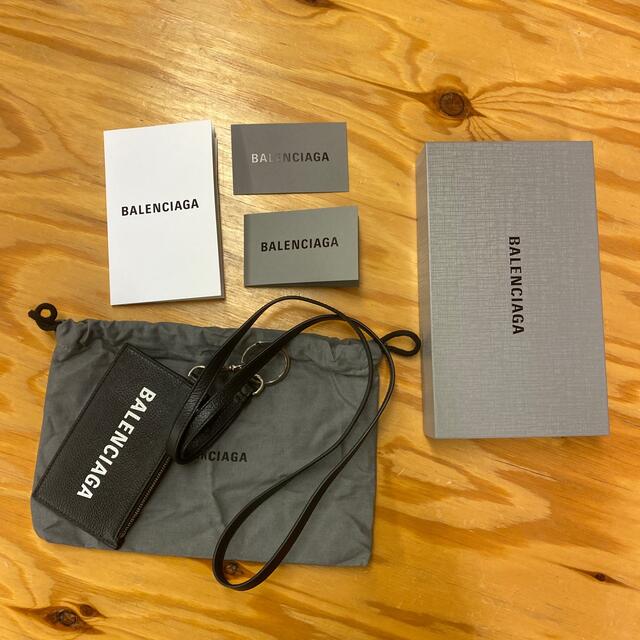 【新品未使用】BALENCIAGA カードケース コインケース ネックストラップ