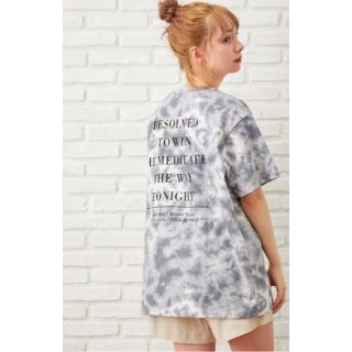 イング(INGNI)の391*NEW!!INGNI/イング★タイダイBACKロゴＴシャツ✩グレー♪Ｍ(Tシャツ(半袖/袖なし))