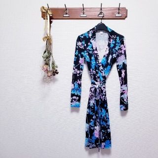 ダイアンフォンファステンバーグ(DIANE von FURSTENBERG)の値下げ　ダイアンフォンフォステンバーグ　ワンピース　size2(ひざ丈ワンピース)