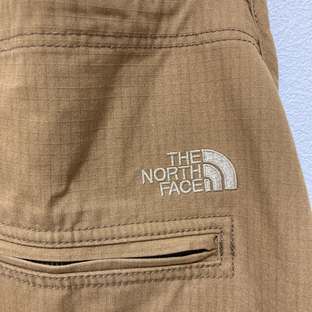 THE NORTH FACE(ザノースフェイス)の【THE NORTH FACE】ノースフェイスエプロン インテリア/住まい/日用品の日用品/生活雑貨/旅行(日用品/生活雑貨)の商品写真