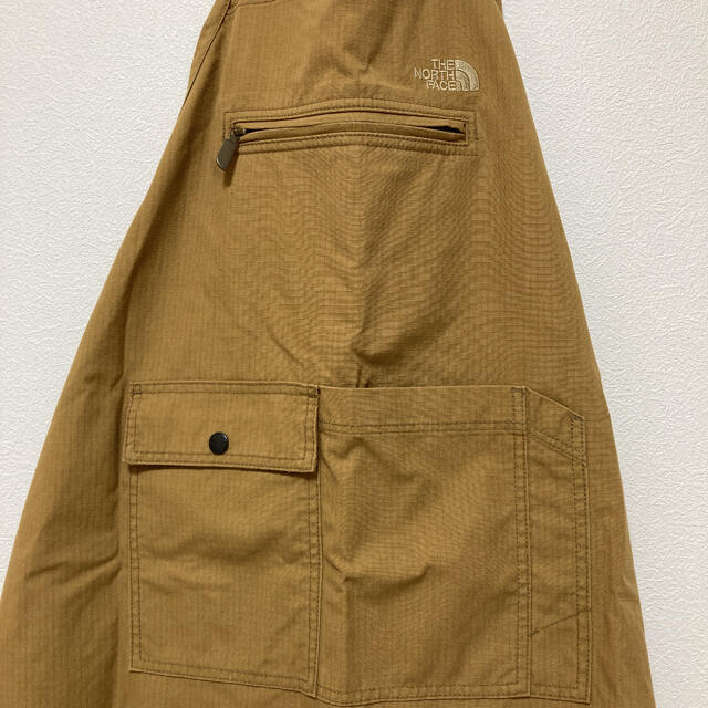 THE NORTH FACE(ザノースフェイス)の【THE NORTH FACE】ノースフェイスエプロン インテリア/住まい/日用品の日用品/生活雑貨/旅行(日用品/生活雑貨)の商品写真