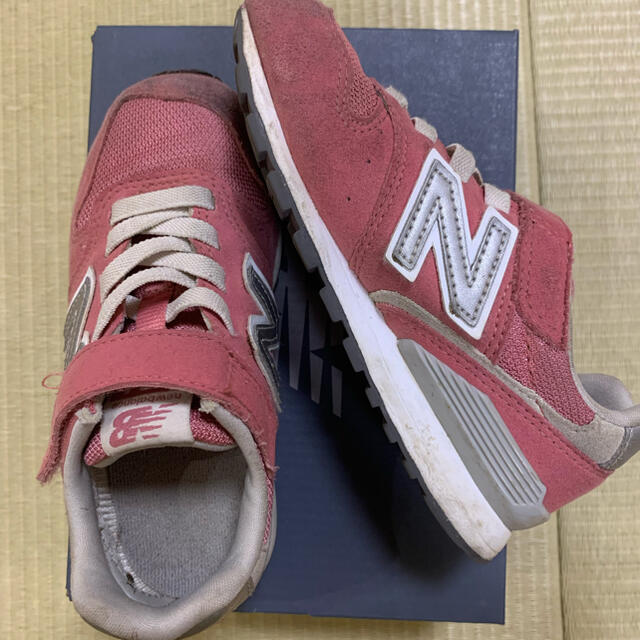 New Balance(ニューバランス)のニューバランス キッズ/ベビー/マタニティのキッズ靴/シューズ(15cm~)(スニーカー)の商品写真