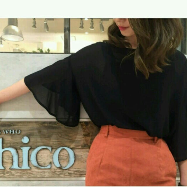 who's who Chico(フーズフーチコ)の今期 ブラウス レディースのトップス(シャツ/ブラウス(長袖/七分))の商品写真