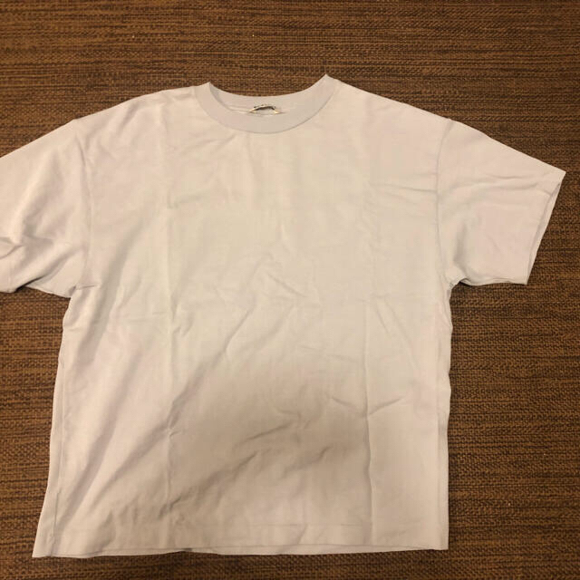 COMOLI(コモリ)のAURALEE オーラリー　Bshop ビショップ　美品 レディースのトップス(Tシャツ(半袖/袖なし))の商品写真