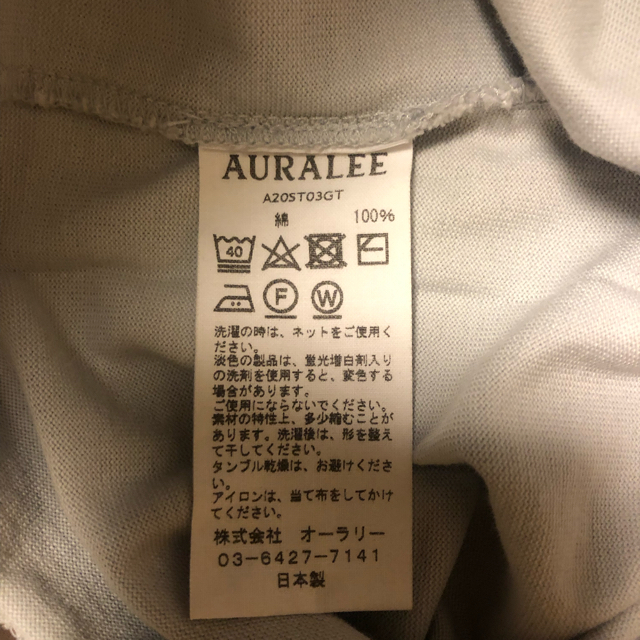 COMOLI(コモリ)のAURALEE オーラリー　Bshop ビショップ　美品 レディースのトップス(Tシャツ(半袖/袖なし))の商品写真