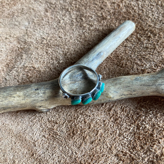 インディアンジュエリー　ナバホ族　ターコイズ　シルバーリング　指輪　ズニ族