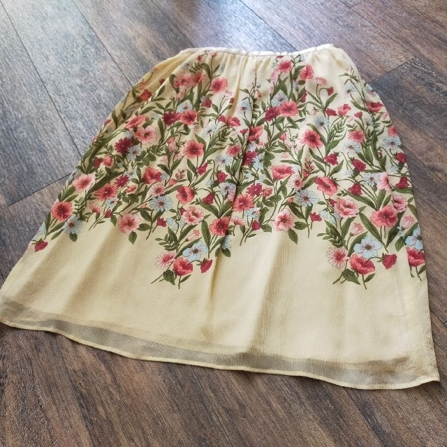 M'S GRACY(エムズグレイシー)のM's GRACY エムズグレイシー スカート 花柄 レディースのスカート(ひざ丈スカート)の商品写真