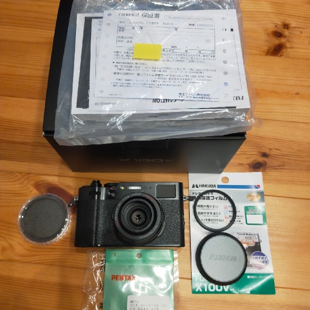 クーポン期間中 FUJIFILM X100F ブラック 値下げ交渉OK!