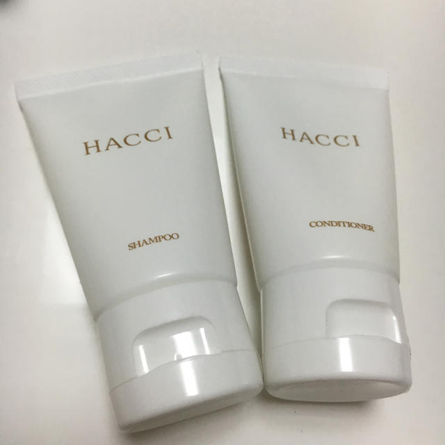 HACCI(ハッチ)の新品☆HACCI ミニサイズセット(ヘア) コスメ/美容のキット/セット(サンプル/トライアルキット)の商品写真