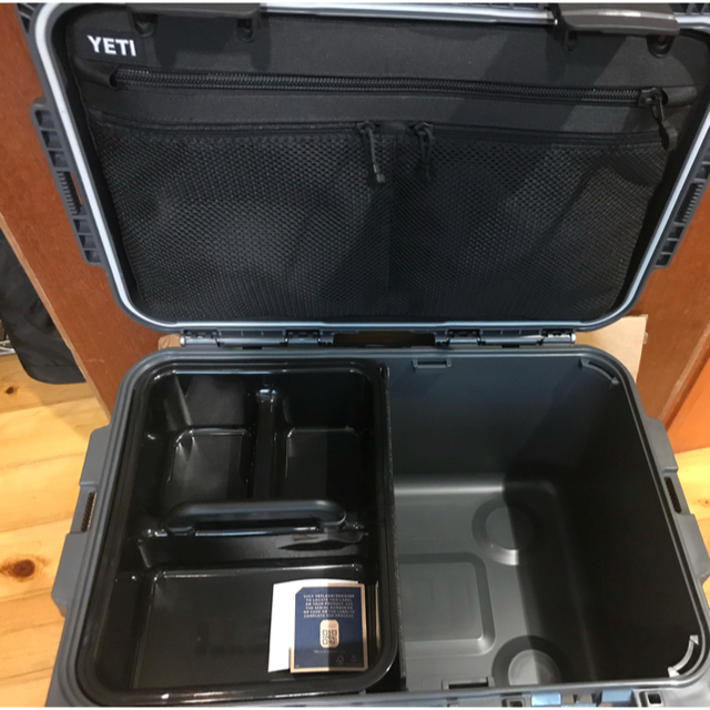YETI LOADOUT GO BOX USA製 30 チャコール ギアボックス
