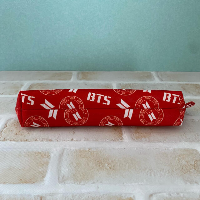 防弾少年団(BTS)(ボウダンショウネンダン)のBTS★ペンケース ハンドメイドの文具/ステーショナリー(その他)の商品写真