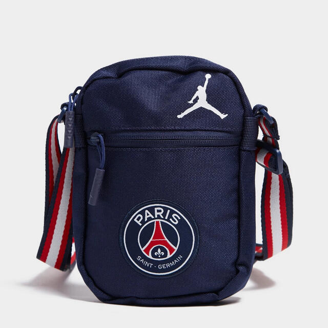 NIKE(ナイキ)の国内未発売 パリサンジェルマン JORDAN PSG Festival BAG メンズのバッグ(ショルダーバッグ)の商品写真