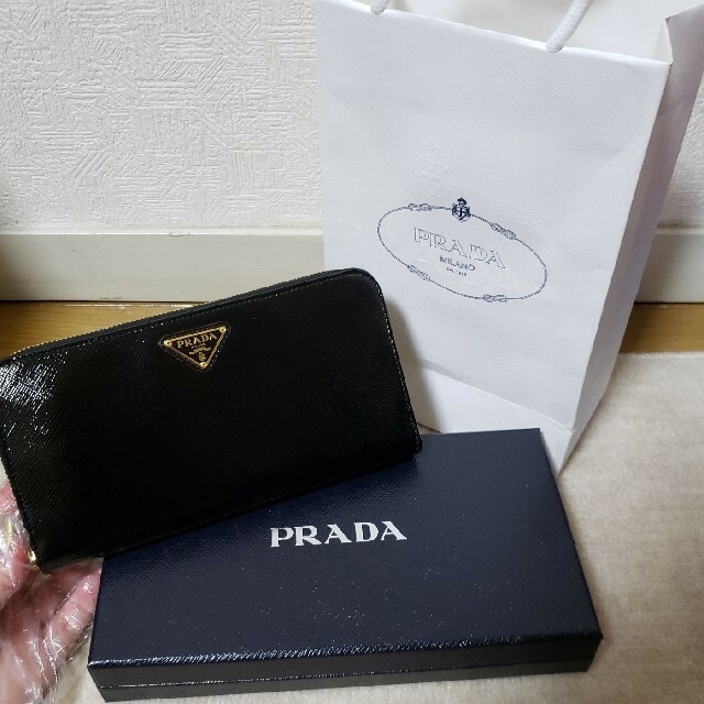 PRADA(プラダ)のPRADA❤️サフィアーノ長財布 レディースのファッション小物(財布)の商品写真