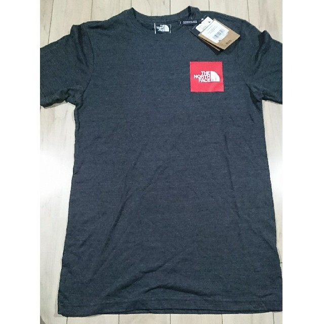 THE NORTH FACE(ザノースフェイス)のTHE NORTH FACE ノースフェイス Tシャツ Sサイズ アメリカ輸入品 メンズのトップス(Tシャツ/カットソー(半袖/袖なし))の商品写真